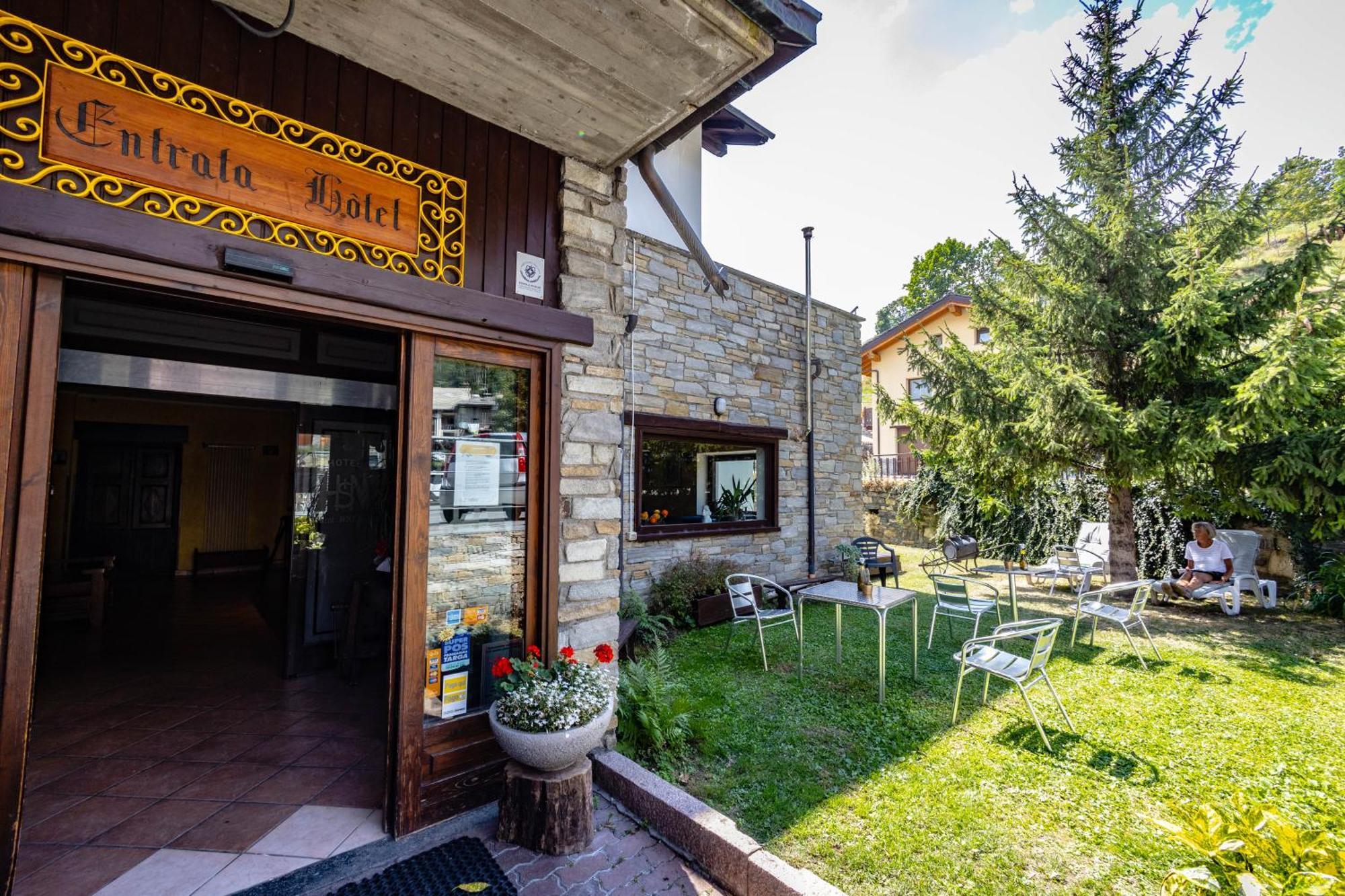 Hotel&Restaurant Saint Nicolas Gran Paradiso Exterior foto