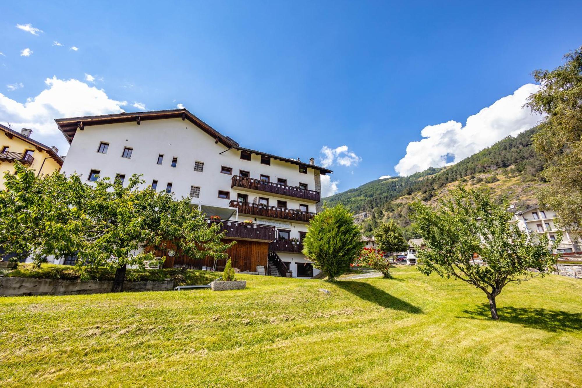 Hotel&Restaurant Saint Nicolas Gran Paradiso Exterior foto