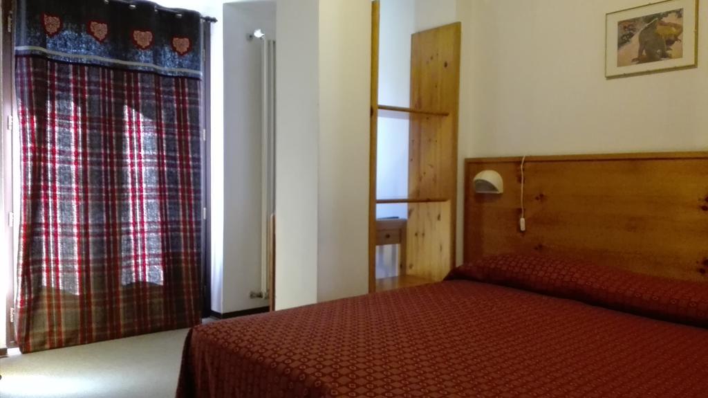 Hotel&Restaurant Saint Nicolas Gran Paradiso Exterior foto
